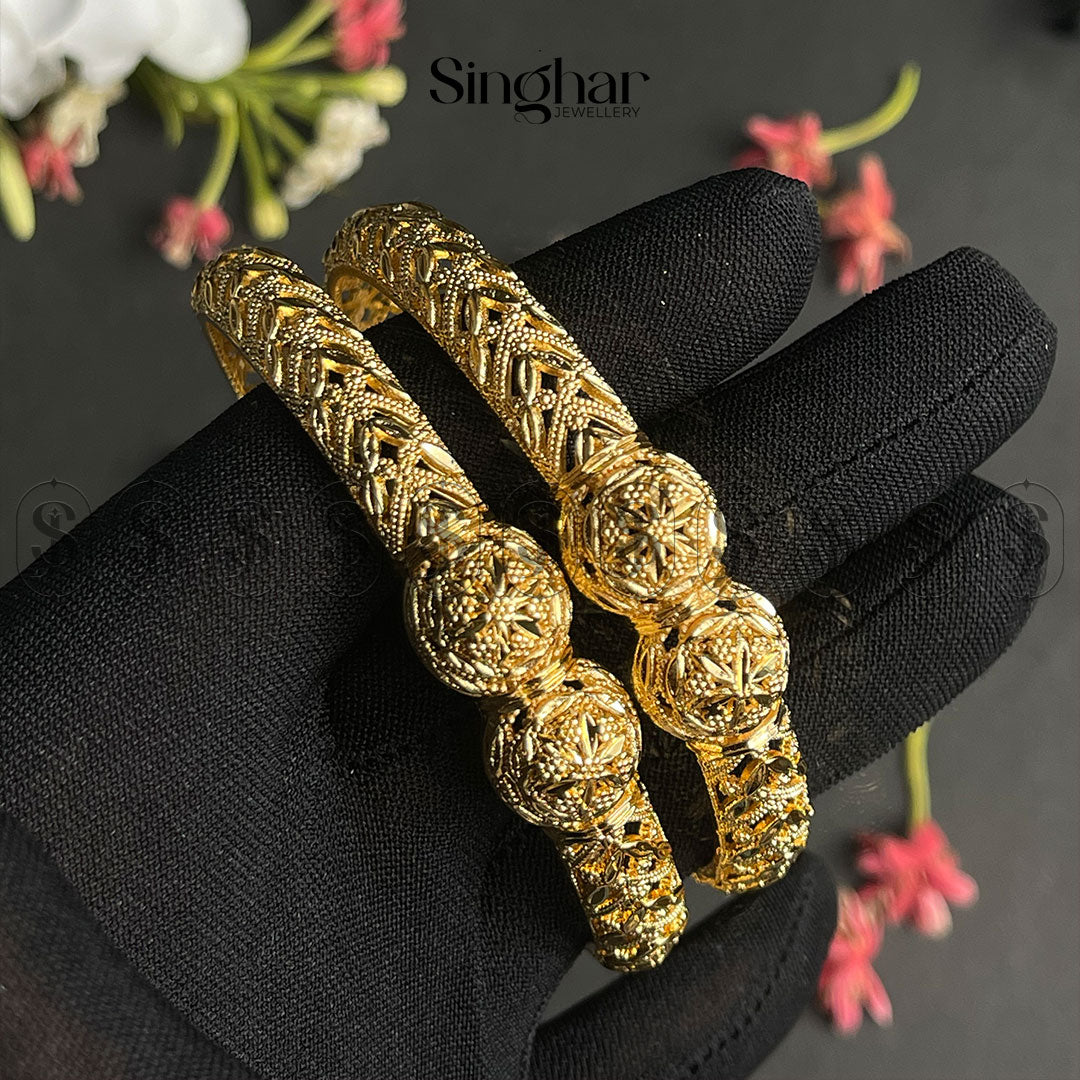 Ornate Majesty Kada Bangles