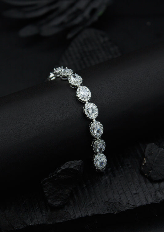 Elegant Spark Zircon Bracelet (4916)