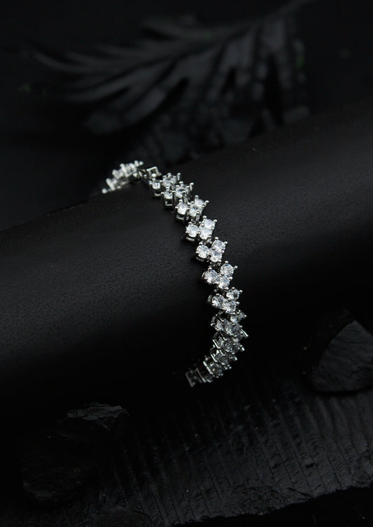 Pure Radiance Zircon Bracelet (4911)