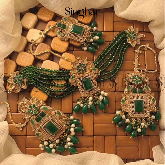 Elegant Zircon Chokar Set